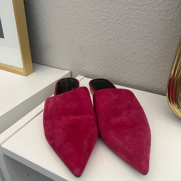 Rebecca Minkoff Fuschia Slides, size 7.5 - Picture 2 of 2
